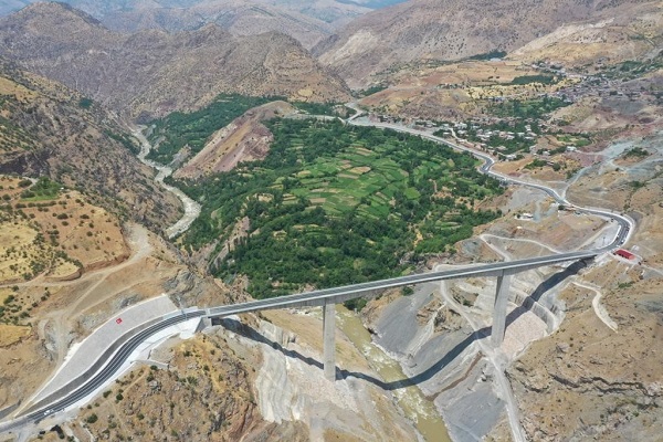 Foto - Bakan Uraloğlu açıkladı! O köprüden 46 milyon lira tasarruf elde edildi