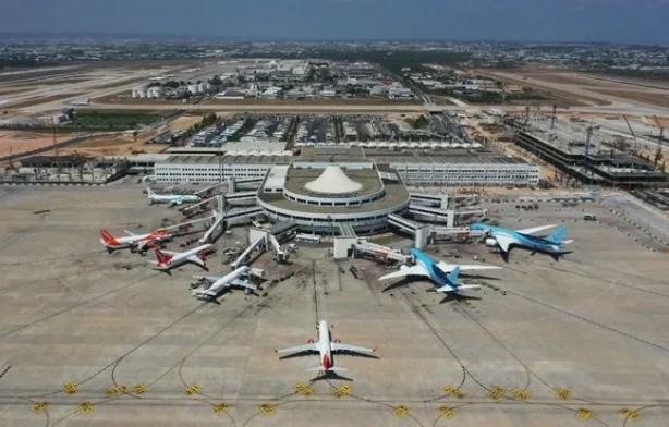 Foto - Bakan Uraloğlu duyurdu! İstanbul Havalimanı yine zirvede