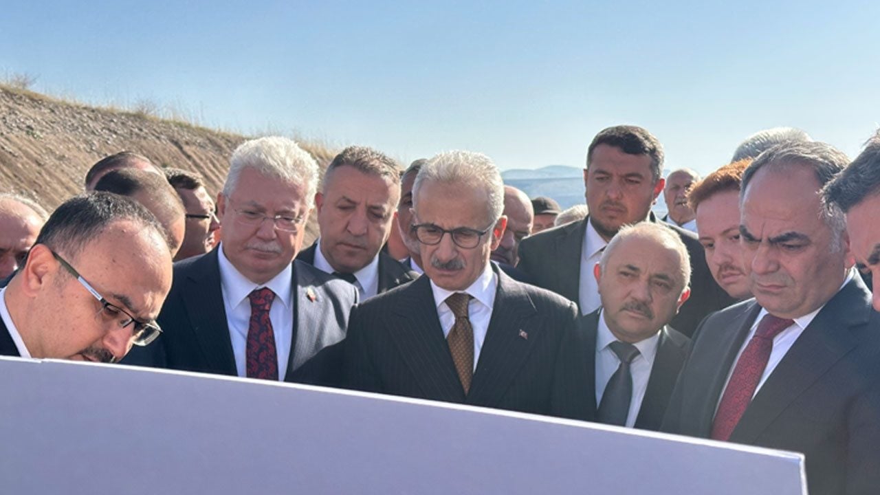 Foto - Bakan Uraloğlu: İki ilçe arası 24 dakikaya düştü! Karadeniz’den Akdeniz’e kesintisiz ulaşım tamam