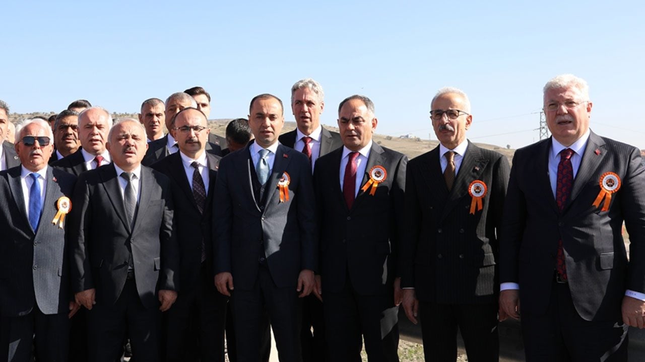 Foto - Bakan Uraloğlu: İki ilçe arası 24 dakikaya düştü! Karadeniz’den Akdeniz’e kesintisiz ulaşım tamam