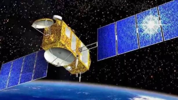 Foto - Bakan Uraloğlu'ndan gururlandıran paylaşım: Türksat 6A'nın fırlatma tarihi belli oldu