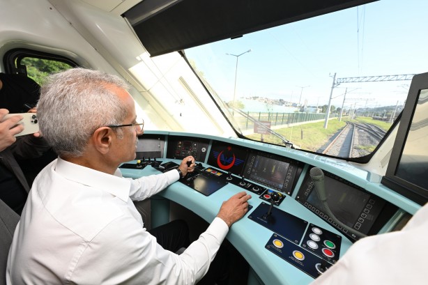 Bakan Uraloğlu’ndan İstanbul'a demiryolu müjdesi! Yavuz Sultan Selim Köprüsü’nden geçecek