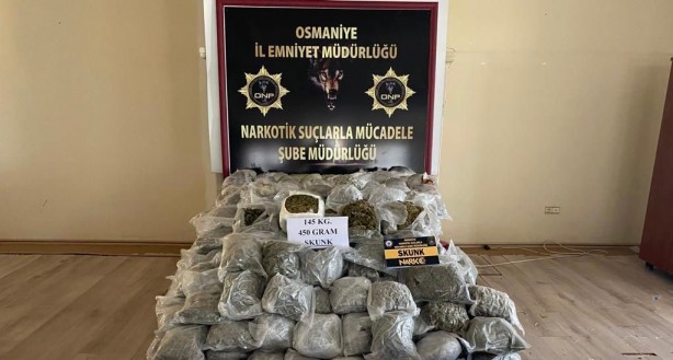 Bakan Yerlikaya sıcak gelişmeyi duyurdu! İki ilde 5 kişi gözaltına alındı