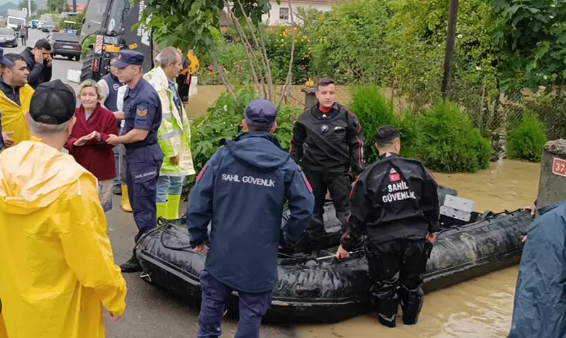 Foto - Bakan Yerlikaya uyardı! Alarm devam ediyor
