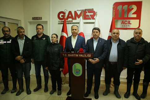 Foto - Bakan Yerlikaya uyardı! Alarm devam ediyor