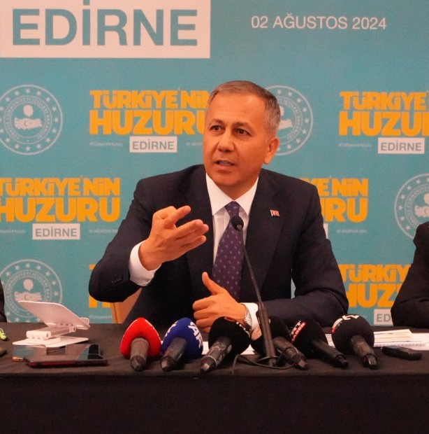 Bakan Yerlikaya: "Yüz tanımalı yaka kamera sistemi getirilecek"