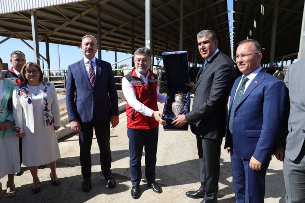 Foto - Bakan Yumaklı duyurdu! Hesaplara 2 milyar 900 milyon lira yatacak