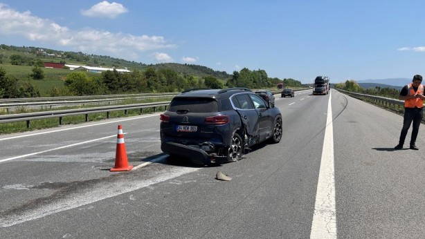 Foto - Bakan Yusuf Tekin’in makam aracı kaza yaptı!