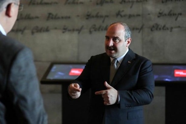 Foto - Bakandan çok konuşulacak Erdoğan itirafı: 3-4 gün belimde silahla dolaştım