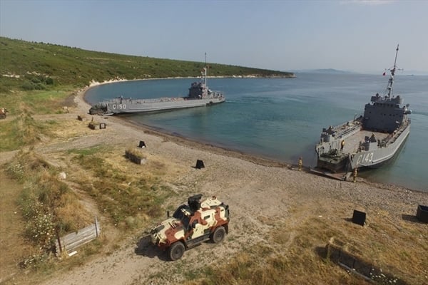 Foto - Bakanlık görüntüleri paylaştı: Türkiye'den Ege ve Akdeniz'de gövde gösterisi