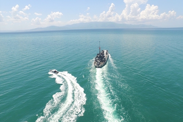 Foto - Bakanlık görüntüleri paylaştı: Türkiye'den Ege ve Akdeniz'de gövde gösterisi