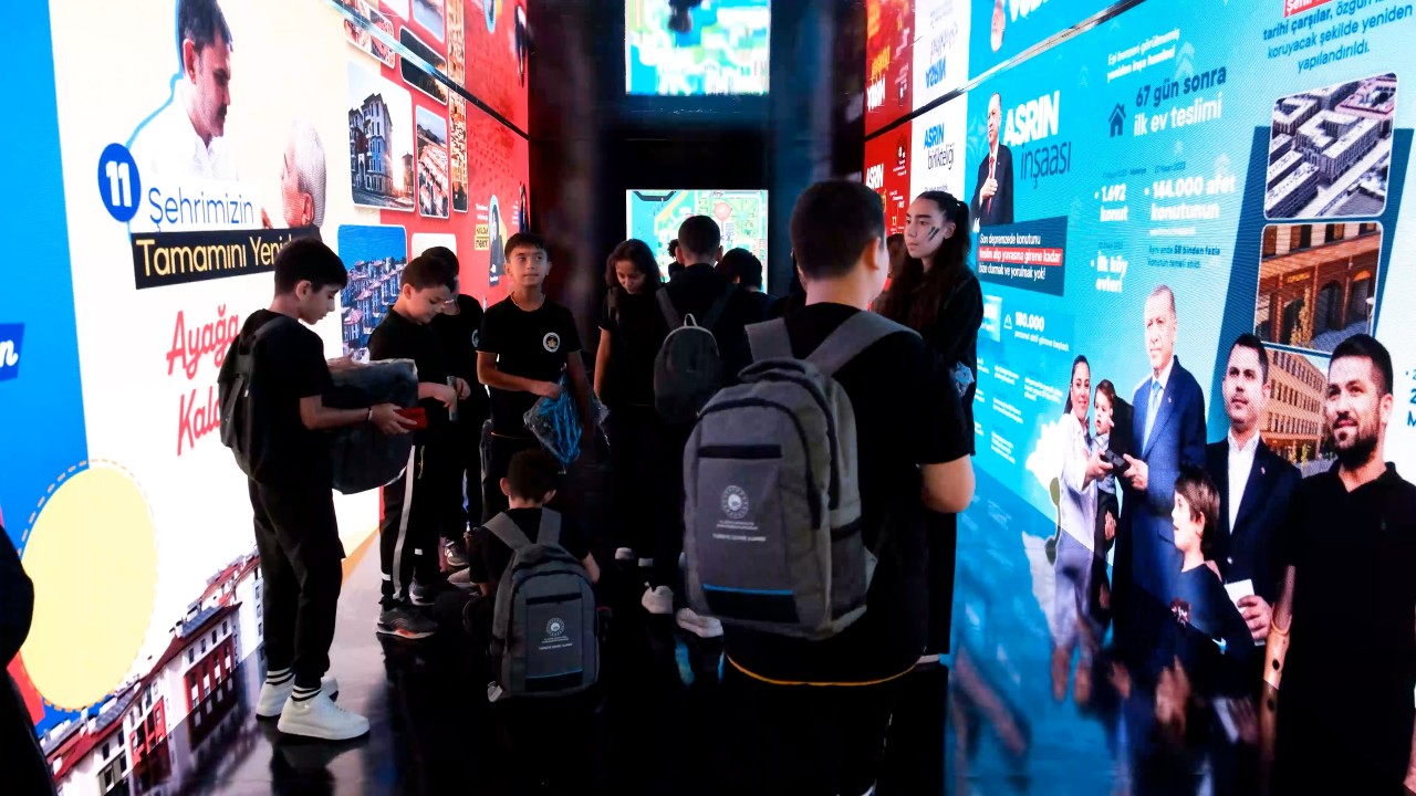 Foto - Bakanlık projelerini Teknofest’te tanıtıyor! Deprem tüneli büyük ilgi gördü