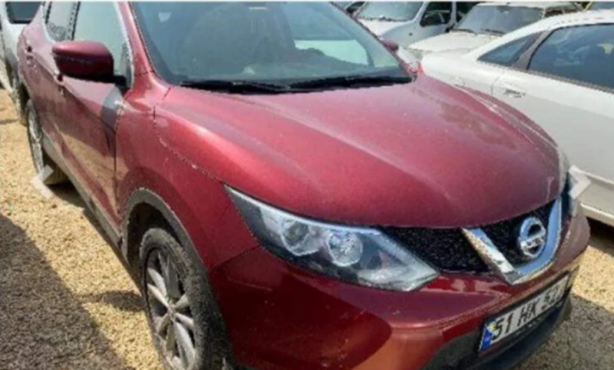 Foto - Bakanlık satışa çıkardı... Hepsi çok ucuz! İşte o araçlar