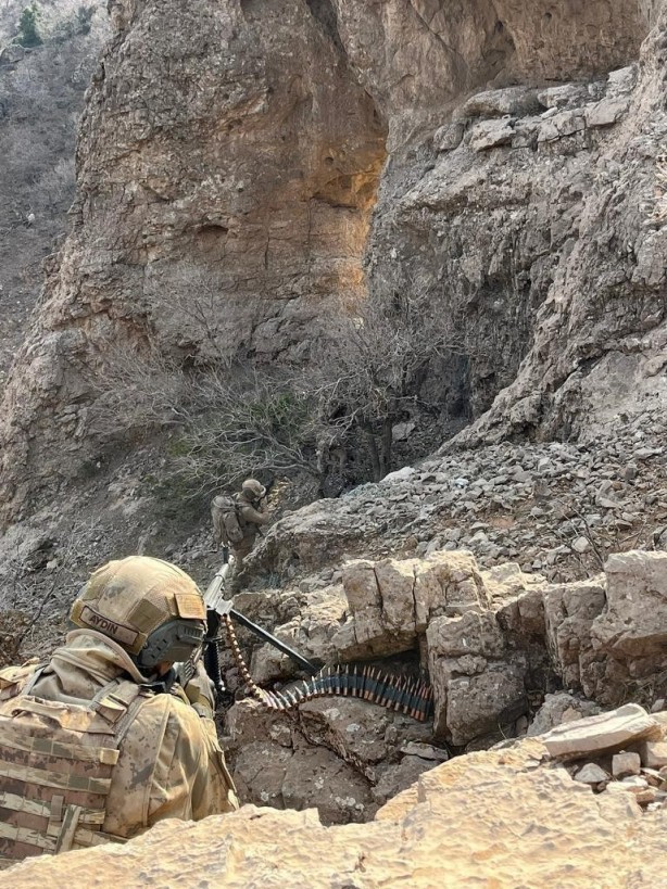 Foto - Bakanlık sıcak gelişmeyi duyurdu! Terör örgütü PKK'ya operasyon başlatıldı