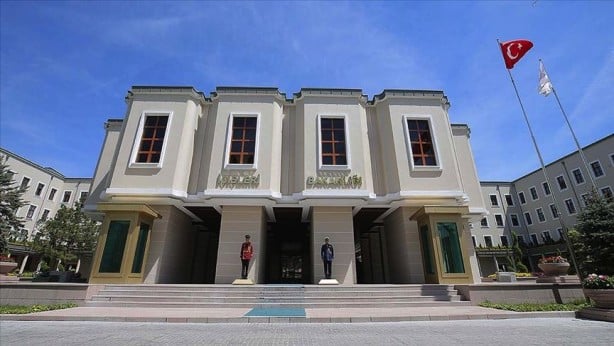 Bakanlık sıcak gelişmeyi duyurdu! Terör örgütü PKK'ya operasyon başlatıldı