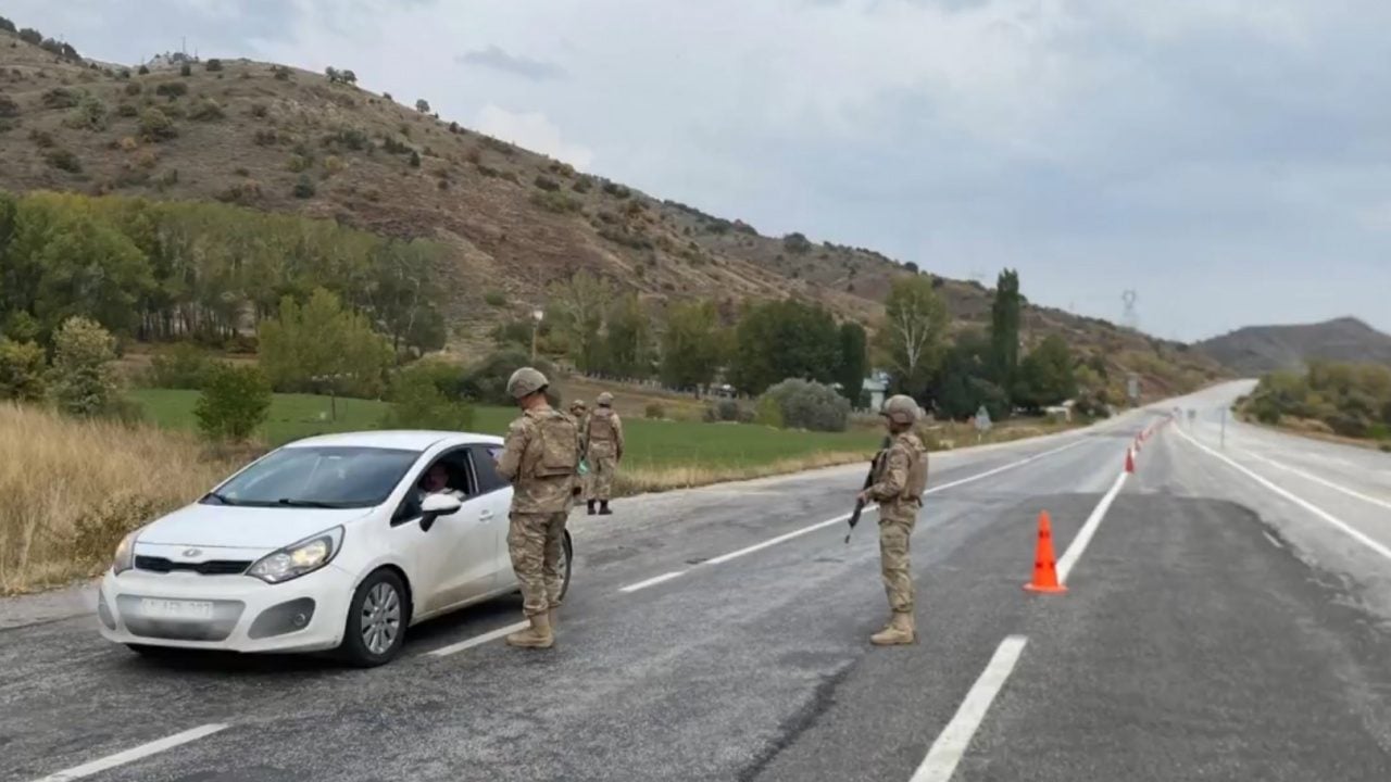 Foto - Bakanlık son sayıyı paylaştı: 912 kişi yakalandı!