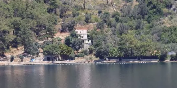 Foto - Bakanlık yetkilisi açıkladı: Belediyeye yazı gönderildi! Şahan Gökbakar'ın villası için yıkım kararı alındı