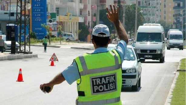 Foto - Bakanlıktan, araç sahiplerini bayram ettirecek karar! Bu kadar süre verildi! Bunu yapan daha az para ödeyecek 