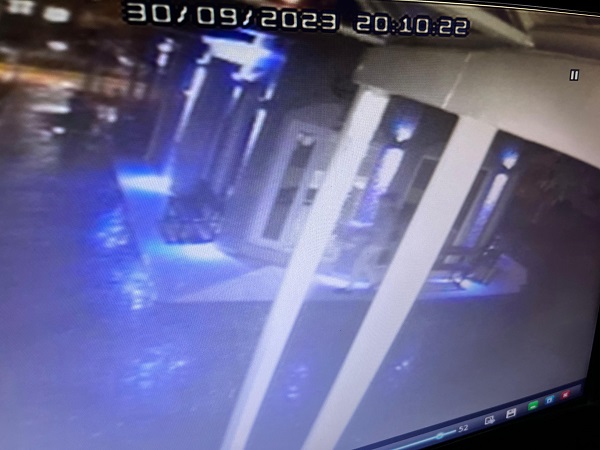 Bakın artık camilere ne bırakıyorlar!