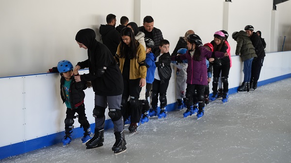 Foto - Bakın bu izdihamın sebebi ne?