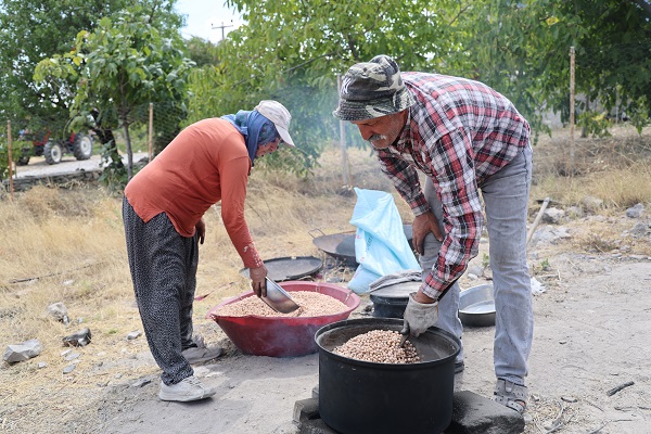 Foto - Bakın bu tencerelerde ne pişiyor! Sofraya gelmesi hiç kolay değil