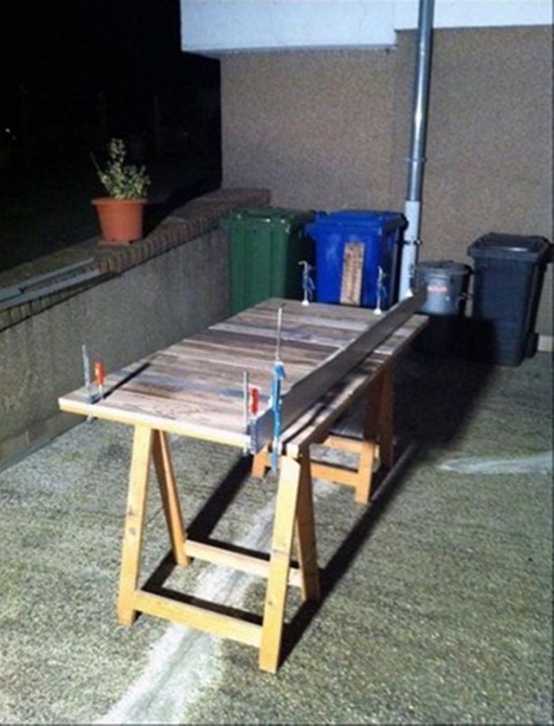 Foto - Bakın eski tahtalarla ne yaptı!