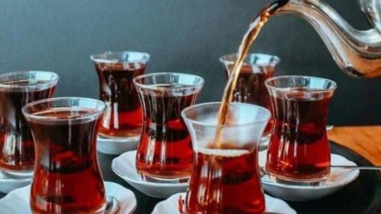 Foto - Bakın hangi hastalığa davetiye çıkarıyor! Çay demlerken bu hataya dikkat