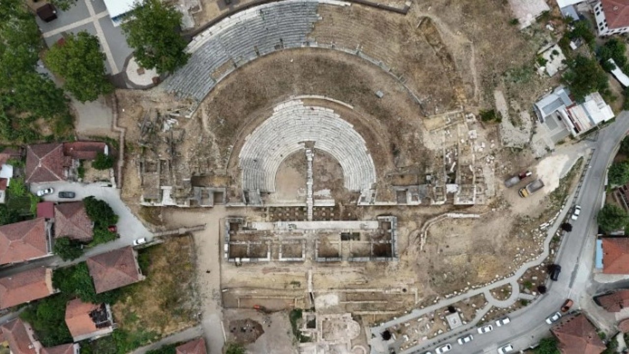 Foto - Bakın hangi ilimiz..! Kazmayı vurdukça tarih çıkıyor