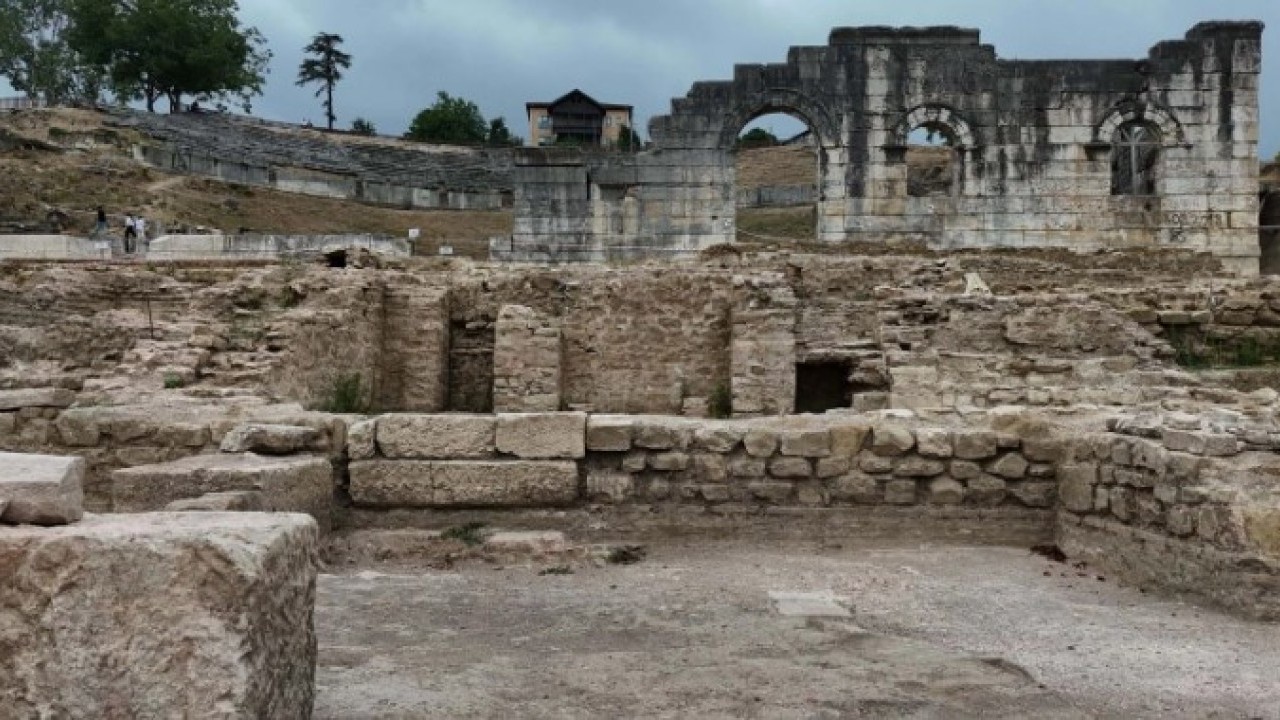 Foto - Bakın hangi ilimiz..! Kazmayı vurdukça tarih çıkıyor