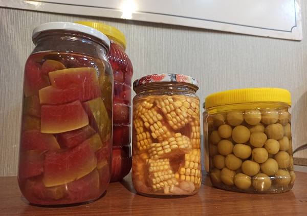 Foto - Bakın hangi meyvenin turşusu yapıldı