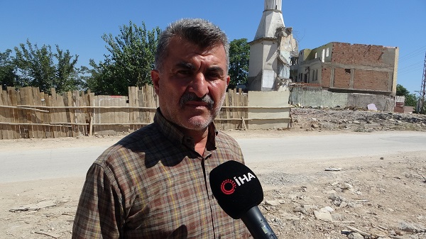 Foto - Bakın her gece neden minareye tırmanıyor