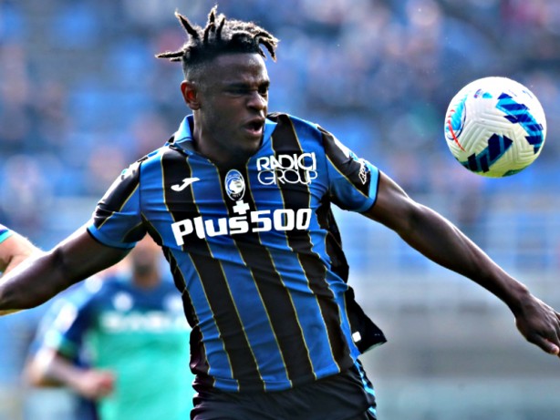 Foto - Bakın her şeye uygun isim: Dünyaca ünlü flaş forvet adım adım Kadıköy’e! Resmen ilan ettiler...