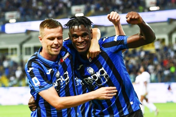 Foto - Bakın her şeye uygun isim: Dünyaca ünlü flaş forvet adım adım Kadıköy’e! Resmen ilan ettiler...