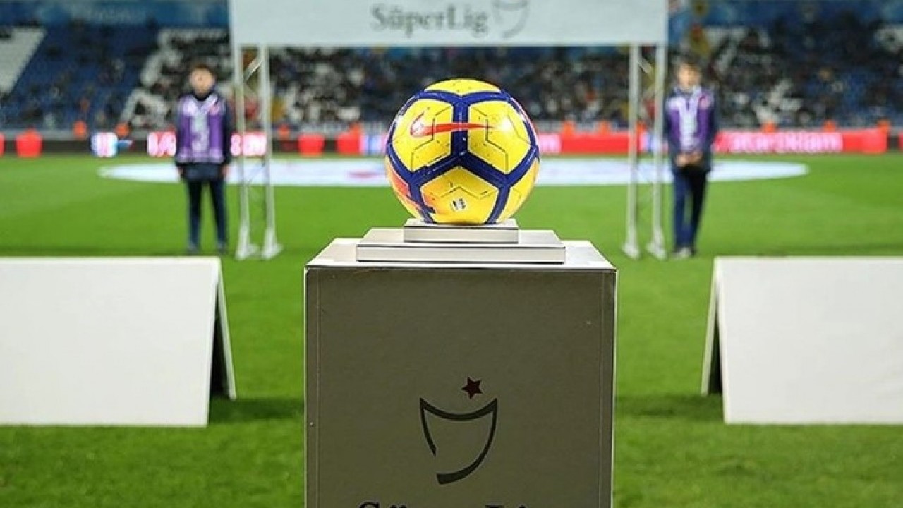 Bakın ilk sırada kim var? Süper Lig'de en çok maaş veren takım belli oldu