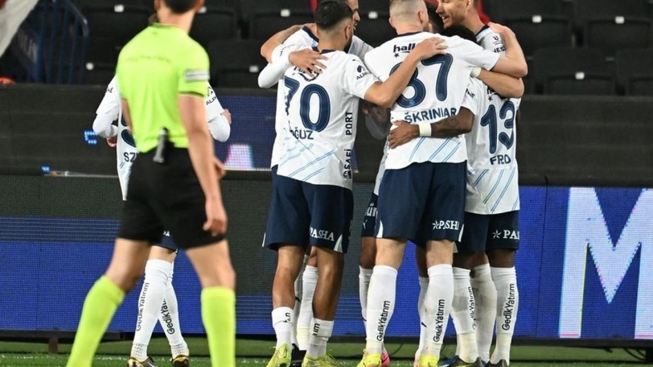 Foto - Bakın ilk sırada kim var? Süper Lig'de en çok maaş veren takım belli oldu