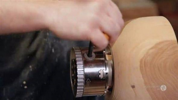 Foto - Bakın kütüğü adım adım neye dönüştürdü!