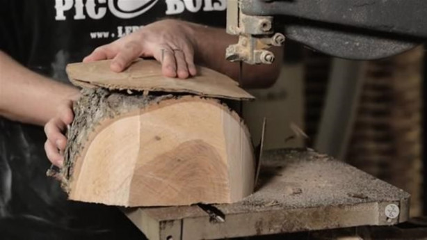 Foto - Bakın kütüğü neye dönüştürdü!