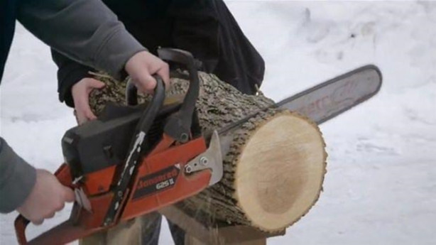 Bakın kütükle ne yaptı!