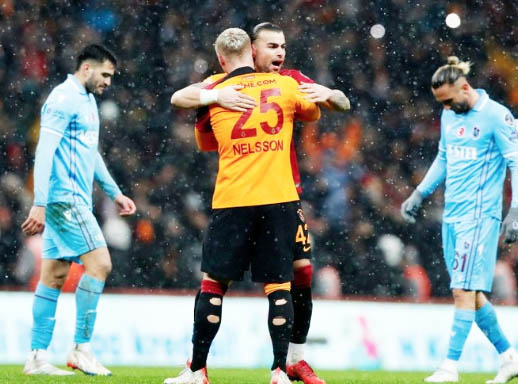 Foto - Bakın ne yaptılar: Bomba haber! Galatasaray'ın yıldızına süper talip...
