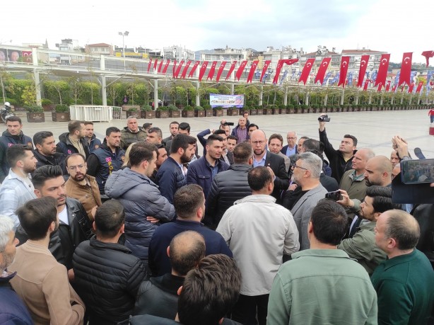 Foto - Bakın nereye asmışlar! CHP’den gece yarısı pankart tahriki