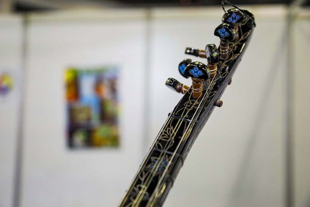 Foto - Bakın oltu taşından neler yapılıyor! İbrahim Erkal’ın sazının fiyatı dudak uçuklattı!