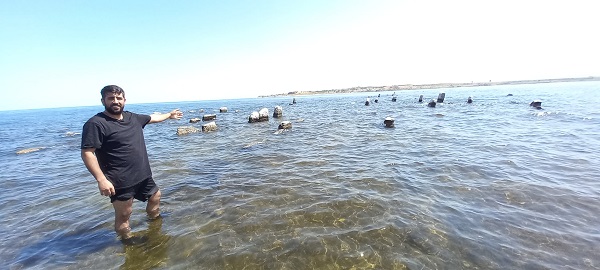 Foto - Bakın orada ne varmış! Van Gölü'nün suyu çekildi yüzyıllar sonra ortaya çıktı