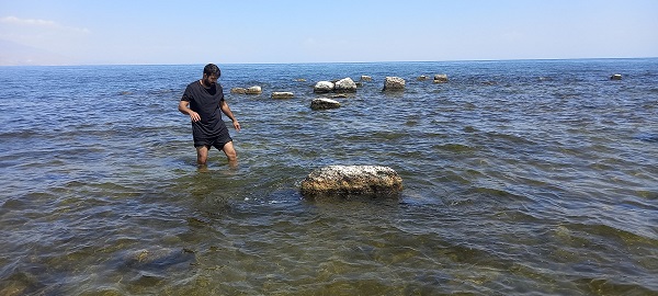 Foto - Bakın orada ne varmış! Van Gölü'nün suyu çekildi yüzyıllar sonra ortaya çıktı