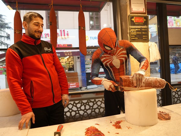 Foto - Bakın Örümcek Adam bu sefer hangi şehirde