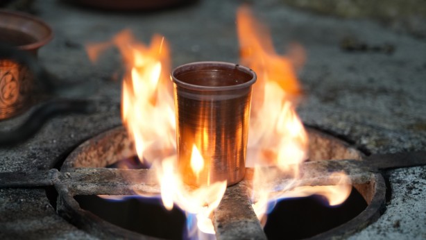 Foto - Bakır kalaycısının 100 derece sıcakta zorlu mesaisi