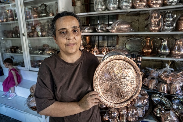 Foto - Bakır ustası çırak bulamayınca bakın ne yaptı! 