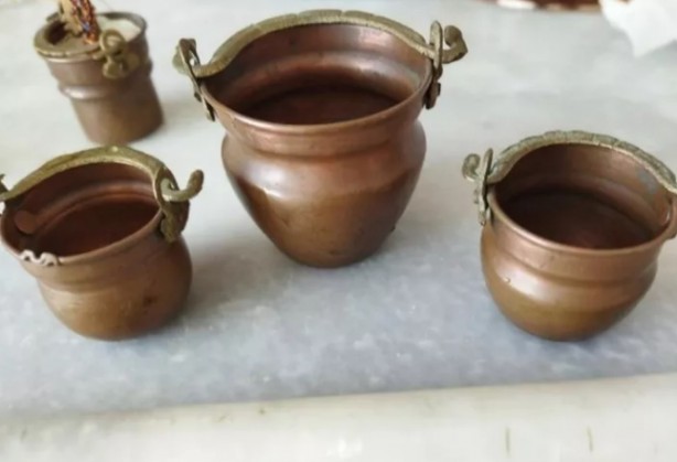 Foto - Bakır ve gümüşe ketçap sürünce bakın ne oluyor!