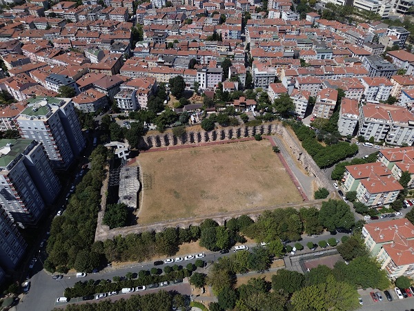 Foto - Bakırköy Belediyesi kendi haline terk etti! Tarihi Fildamı Sarnıcı'nın son hali