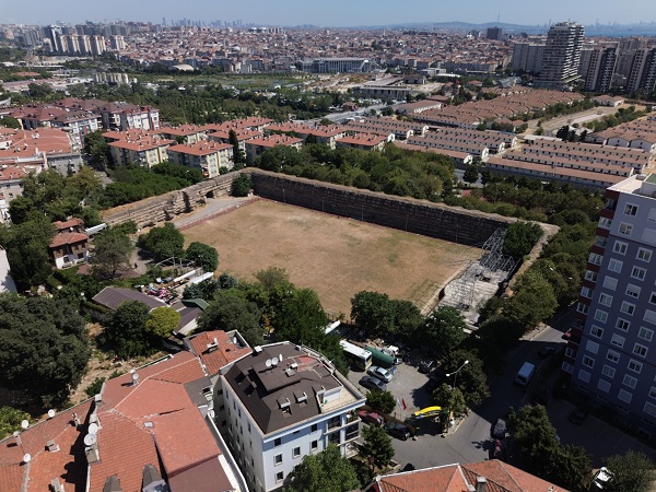 Foto - Bakırköy Belediyesi kendi haline terk etti! Tarihi Fildamı Sarnıcı'nın son hali