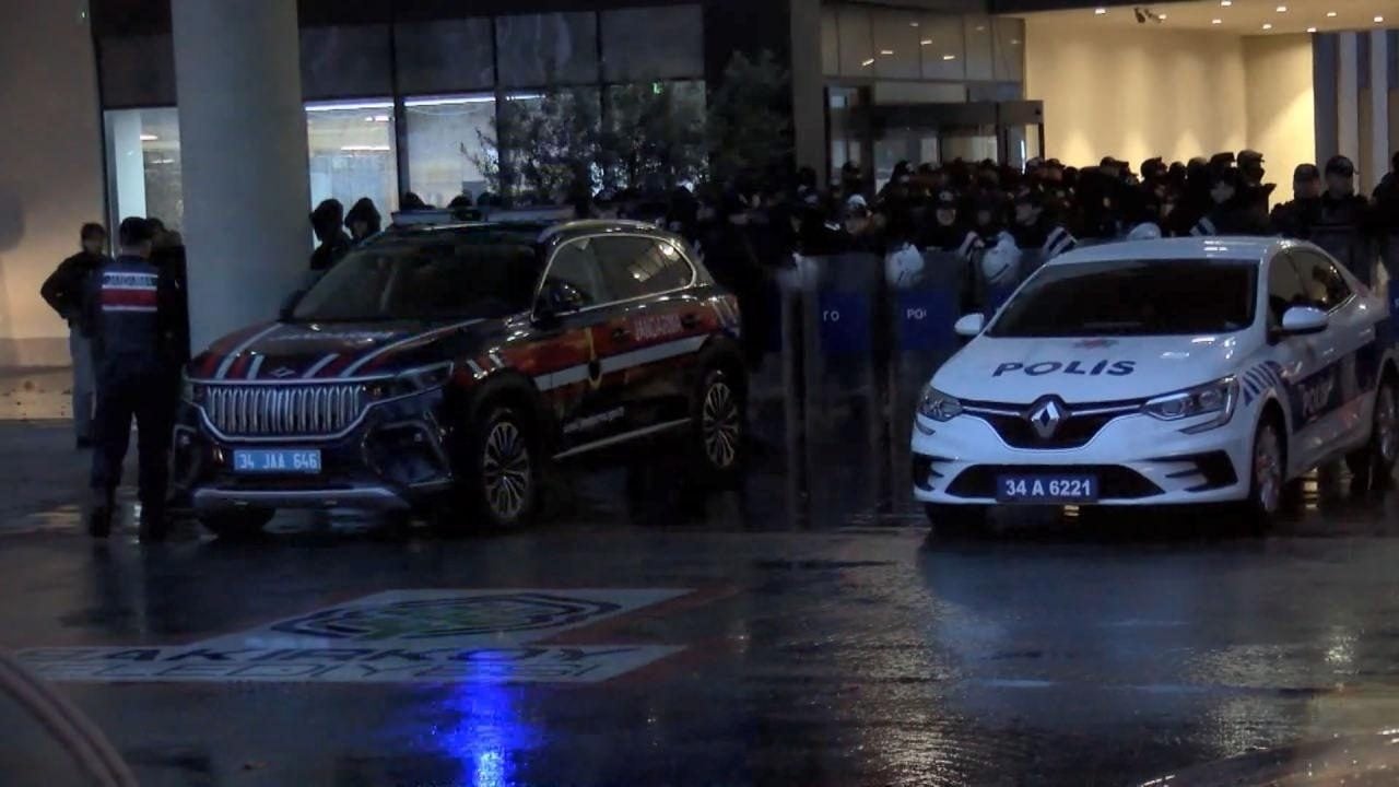 Foto - Bakırköy Belediyesi’nde büyük şok: 40 kişi tutuklandı